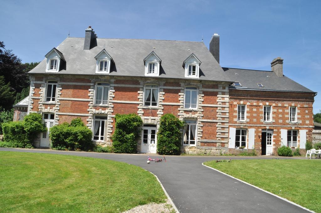 Chambres D'Hotes Le Manoir D'Esneval Criquetot-lʼEsneval Exterior foto